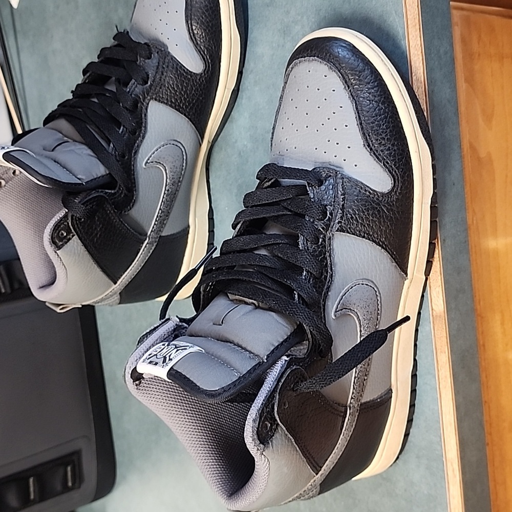 Nike Dunks Classics - image 6